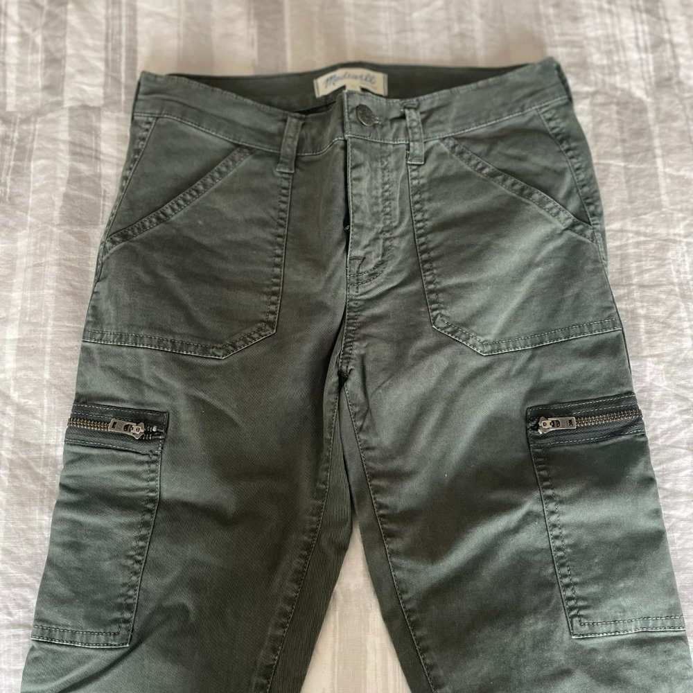 Madewell 8" Rise Denim Skinny Cargo Pant, Olive Green, Size 25